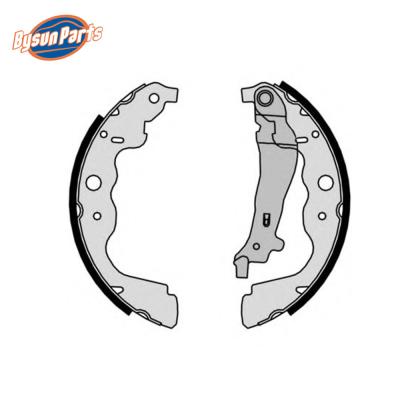 China Metal Brake Shoe Accessory Set 6001549703, 7701210109, 4154200220 FOR Renault Dacia Logan II, Sandero II, Rag, BENZ for sale