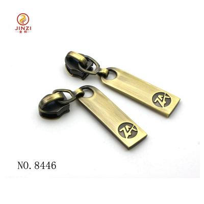 China High Quality Nickel Free Brass Color Metal Zipper Custom Design Zipper Puller Puller Slider for sale