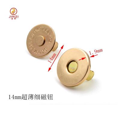 China Durable 18mm Briefcase Magnet Buttons Handbag Closure Buttons for sale