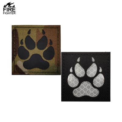 China Tactical IR Reflection K9 Dog Paw Paw K-9 Reflection Patch Infrared Tactical Wall Lamp with Hook and Loop Fastener Mount for Middle for sale