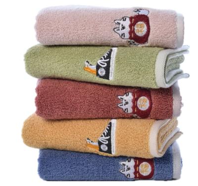 China QUICK DRY Customize Luxury 100% Luxury Hotel Cotton Face Hand Bath Towels 5 Star Set For Hotel Spa With Customized Logo for sale