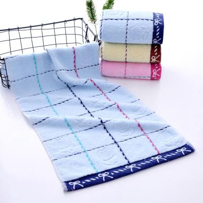 China QUICK DRY Wholesale Private Label Cotton Non-Woven Fabric Outer Packing Salon Clean Face Towel for sale