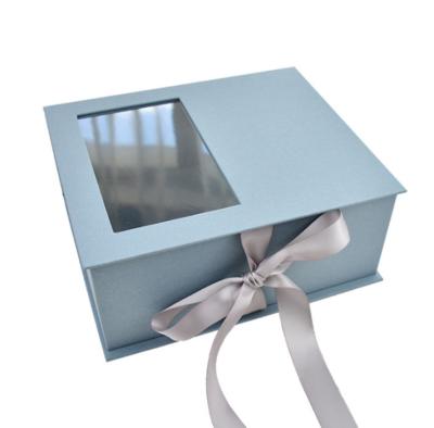 China Hot Sale Recyclable Accept Customized Flower Cosmetic Gift Boxes With Window for sale