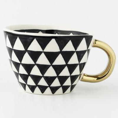 China Viable Perfect Size For A Cappuccino Latte Americano Or Geometric Tea Mug With Gold Handle Handmade Ceramic Mugs for sale