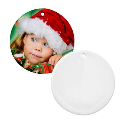 China Home Decoration Round Christmas Pendant Sublimation Coated White Ceramic Ornaments Blank for sale