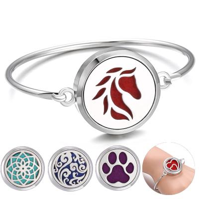 China CLASSIC Tree Of Life Stainless Steel Bracelet Diffuser Jewelry Essential Oil Diffuser Wire Bracelet Aromatherapy Bracelet Pendant for sale