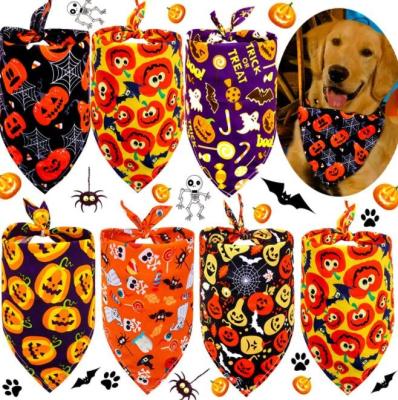 China 2021 Viable Pet Halloween Triangle Scarf Cat Saliva Scarf Ghost Pumpkin Bandana Dog Decorations for sale