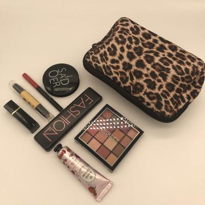 China New Fashion Small Cheap Price Leopard Makeup Bag Pockets Vanity Brush Cosmetic Organizer For Make Up for sale