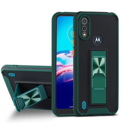 China Two-in-one car shockproof magnet factory price built-in bracket the luxury shockproof mobile phone case for MOTOROLA series for sale