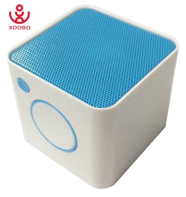 China High End Battery Cube Bluetooth Speaker With Microphone / Micro SD Card for sale