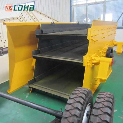 China Mine Screening Machine Manufacturers Movable Circular Vibrating Screen for sale