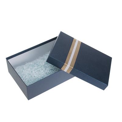 China Recyclable Customized Paper Box For Gift Sky And Earth Cover Box With Ribbon Design for sale