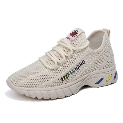 China Anti-skid Women's Sports Running Sneakers Walking Running Shoes Fashion Sports Shoes for sale