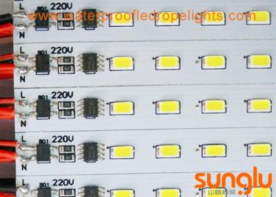 China Luces de tira de la aleación de aluminio 220V LED, 5730 luces de tira de SMD LED para la decoración casera en venta