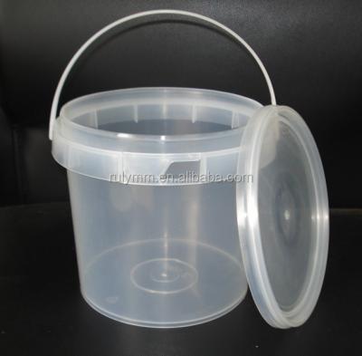 China Eco - Friendly Round Plastic Bucket Plastic Drums Small Candy Bucket With Lid for sale