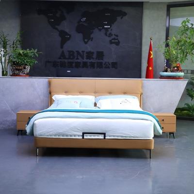 China (Size)Adjustable Customizable Multifunctional Nordic Italian Leather Light Luxury Upholstered Modern Beds Solid Wood Bedroom Beds Te koop