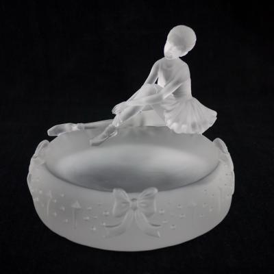 China 2021 Europe high grade European style artificial crystal ashtray for sale