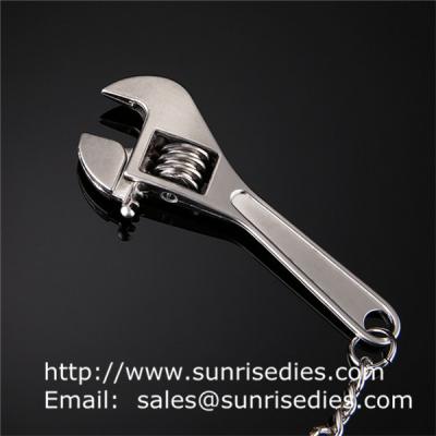 China Metal tool wrench holder key tags, in stock metal spanner tool pendant keychains for sale