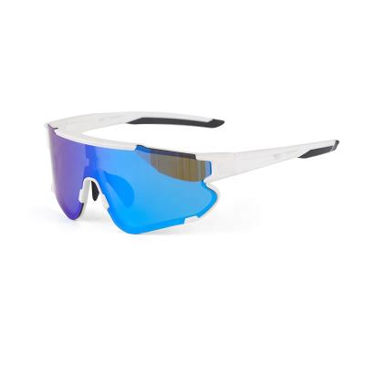 China Cycling/sports sunglasses factory design sports TR90 interchangeable flexible sunglasses anti-glare polarized cycling eyewear 2021 for sale