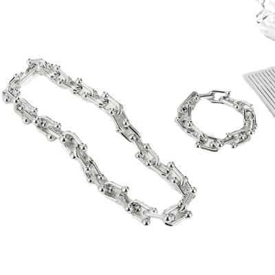 China Hip Hop chain bracelet personality trend casual/sports European and American stitching chain bracelet for sale