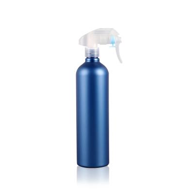 China Non Puddle Factory Price Blue Plastic Trigger Sprayer Bottle For Hair Salon Mist Sprayer Bottle 500ML for sale