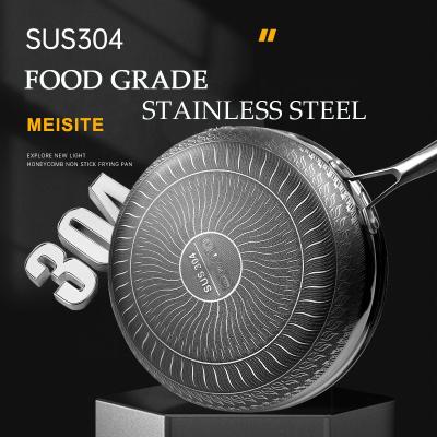 China 26 28 30 32cm Sustainable Grill Pan Food Grade 304 Stainless Steel Honeycomb Frying Pan With Stainless Steel Handle for sale