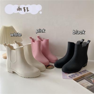 China Fashion trend women's adult short rain boots waterproof non-slip overshoes and mow water boots rubber shoes for sale