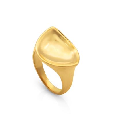 China Trendy Chris April Fashion Jewelry In Running Gold PVD Plated 316L Stainless Steel Non-tarnish Organic Shape Seal Ring for sale