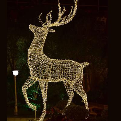 China 2022 Commercial Large 3d Led Outdoor Use Life Size New Products Lit Decoration Christmas Reindeer Pattern Animal Lights Manufacturer for sale