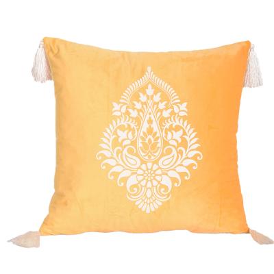 China Cozy Golden Stamp Velvet Cushion Covers Classic Pompom Luxury With Piping For Four Seasons Decoration Wholesale Pillow Case for sale