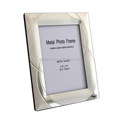 China Europe\North America gold photo frame, 8r glass picture frame, aluminum photo frame for sale