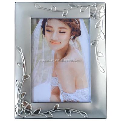 China Wholesale Manufacturer Europe\North America Aluminum Metal Photo Picture Frame for sale