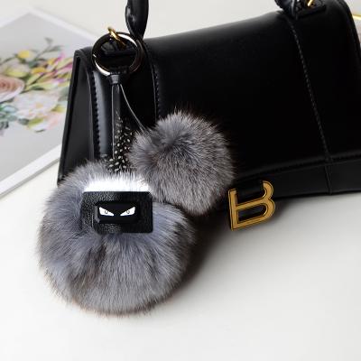 China Large Custom Bulk Luxury Fluffy Ball Fluffy Keychain Large Fluffy Keychain Rabbit Fur Keychain Large Fluffy Key Chain for sale