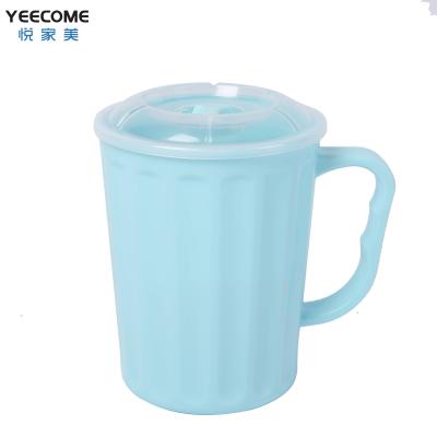 China Yeecome Label Small Soup Plastic Disposable Cup Daily Use Rotating Lid Microwave Coffee Beverage Cup for sale