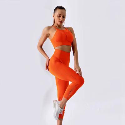 China 2021 Summer Anti-wrinkle Spring Back Shaping Yoga Clothes High Elastic Quick-drying Sports Fitness Knitted Fashion Simple Women's Sports Suit for sale