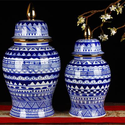 China Vintage Traditional Ginger Jar Blue and White Vase Home Decoration Antique Porcelain Traditional Chinese Ceramic Vase for sale