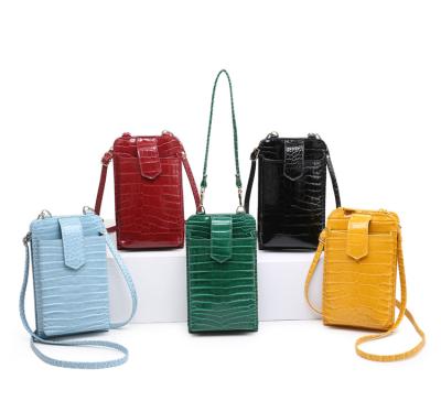 China New Crocodile Fashion Mini Pattern Cell Phone Bag Cross - Body Shoulder Bag Portable Female Bag New for sale