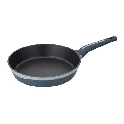 China High Quality Sustainable Kitchen Nonstick Handle Cooking Pan With Glass Lid Frying Aluminum for sale