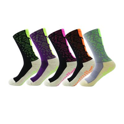 China Anti-Slip Comfortable And Cool Sports Cycling Socks For Men for sale