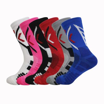 China New Anti Slip Mens Bicycle Socks Anti Slip Soccer Basketball Mid Tube Socks for sale