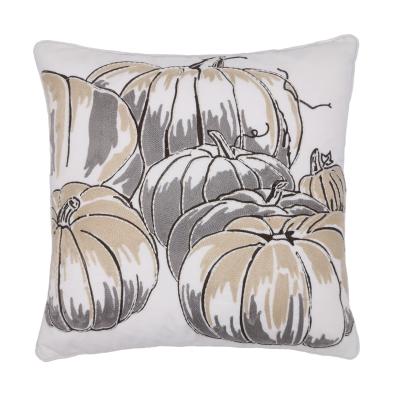 China Simple Decorative Embroidery Pumpkin Tapestry Wool Natural Thanks Giving Seasonal Harvest Cushion Pillow Cover for sale