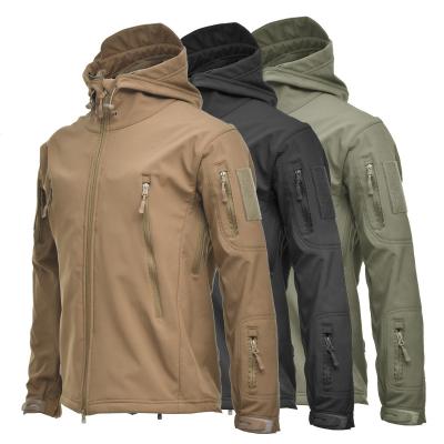 China QUICK DRY Outdoor Camping Hunting Hiking Hooded Jacket Custom Winter Waterproof Softshell Black Tactical Bomber Jacket For Men for sale