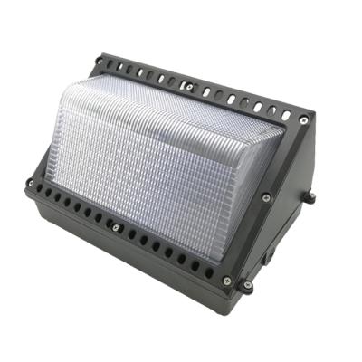 China Modern Outdoor Lighting Fixtures 100W Led Wall Pack Outdoor Led Light for sale