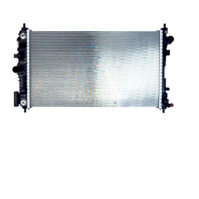 China Aluminum Core Plastic Tanks Auto Radiator For Radiation Accessories OE 13241722 for sale