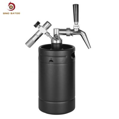 China Home Brew Food Grade SS 5L Draft Beer Home Brew Mini Beer Keg Dispenser for Carbonated Beer and Nitro Coffee for sale