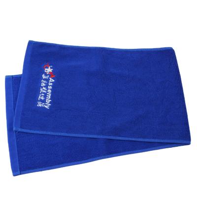 China Sustainable Wholesale 100% Cotton Gym Sweat Towels 32*100cm Large Towel Custom Gym Towel Embroidery Logo à venda