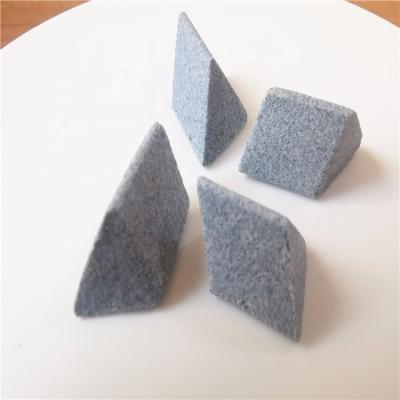 China Wood Corundum Stone Vibratory Polishing Media Stone Rough Deburring Surface Finishing Media for sale