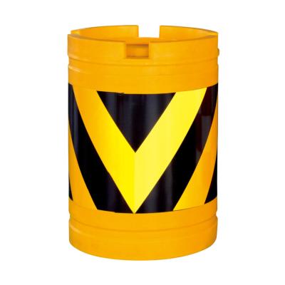 China Plastic Water Traffic Barrel Or Sand Filled Yellow Black Barrel Anti-impact Road Safety Barrel for sale