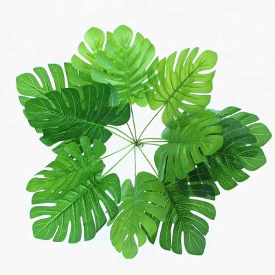 China New Designed Eco-friendly Outdoor Artificial Plant Green Plants Garden Decoration Large Plastic Artificial Plant Leaves for sale