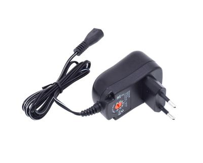 China 12W laptop quick charger and adapter 66*43*36mm adjustable for sale